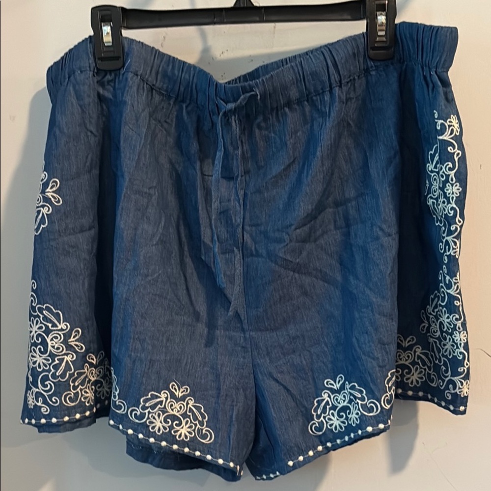 Hayden Denim-looking Blue Shorts with Intricate White Embroidery